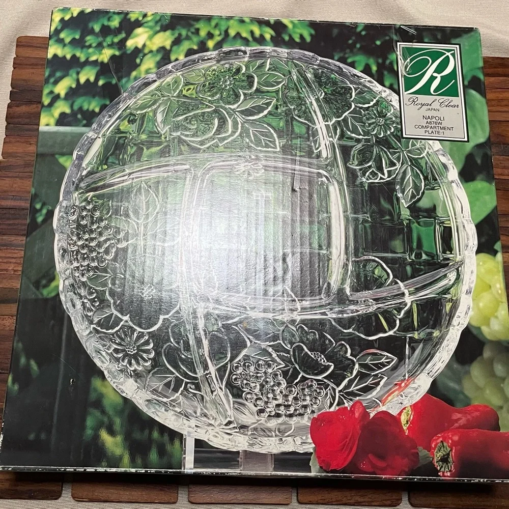 Royal Clear Japan 5 compartments glass floral round plate, size 12” party event